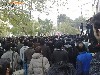 درگیری در تجمع دانشجویان پلی تکنیک؛ ورود نیروهای بسیجی و لباس شخصی از خارج دانشگاه