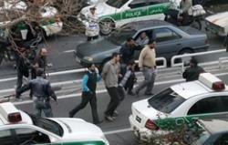 شکایت کارکنان روزنامه ایران از حمله‌کنندگان به دفتر این روزنامه