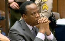 پزشک مایکل جکسون به چهار سال حبس محکوم شد