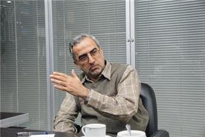 احمدی نژاد تهدید کرد بخواهید سفارت آمریکا را بگیرید، به بازرگان خبر می دهم احمدی نژاد تهدید کرد بخواهید سفارت آمریکا را بگیرید، به بازرگان خبر می دهم