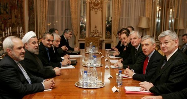 گوشههایی از زندگی سیاسی حسن روحانی، هفتمین رئیس جمهور ایران گوشههایی از زندگی سیاسی حسن روحانی، هفتمین رئیس جمهور ایران