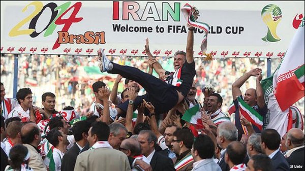 از جشن مردان بدون زنان در استادیوم تا دیدار پگاه آهنگرانی با حسن روحانی از جشن مردان بدون زنان در استادیوم تا دیدار پگاه آهنگرانی با حسن روحانی