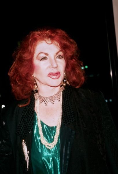 جراحی زیبایی و تزریق بوتاکس مادر سیلوستر استالونه در 90 سالگی جراحی زیبایی و تزریق بوتاکس مادر سیلوستر استالونه در 90 سالگی