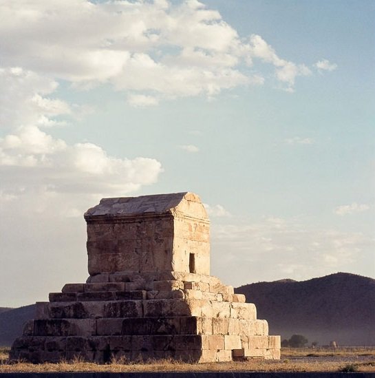 آلبوم عکس؛ ایران: روح یک سرزمین باستانی آلبوم عکس؛ ایران: روح یک سرزمین باستانی