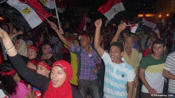 اخوانالمسلمین: محمد مرسی بازداشت شده است اخوانالمسلمین: محمد مرسی بازداشت شده است