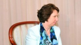 اشتون خواستار آزادی محمد مرسی شد اشتون خواستار آزادی محمد مرسی شد