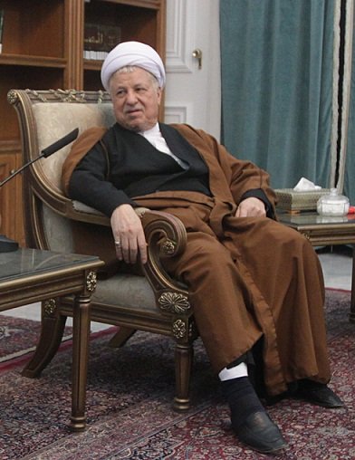 مصاحبه با آیت الله هاشمی : اصولگرایان بی خود بهانه نگیرند/ حرف های شعاری می زنند/ روحانی از مواضعش عقب نشینی نکرده مصاحبه با آیت الله هاشمی : اصولگرایان بی خود بهانه نگیرند/ حرف های شعاری می زنند/ روحانی از مواضعش عقب نشینی نکرده