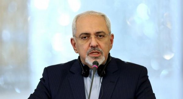 ظریف: شرکت‌های آلمانی در زمینه اقتصادی ما را بیازمایند