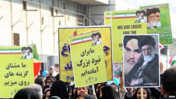 مراسم راهپیمایی سالگرد انقلاب اسلامی در ایران آغاز شد