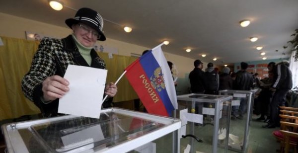  خبرگزاری روسی: ۹۳ درصد به الحاق کریمه به روسیه رای مثبت داده اند 