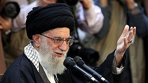 چرا آیت الله خامنه ای خواستار ادامه مذاکرات هسته ای است؟ چرا آیت الله خامنه ای خواستار ادامه مذاکرات هسته ای است؟