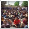 موج انسانیت در روانسر کرمانشاه : تجمع مردم برای بخشش محکوم به اعدام