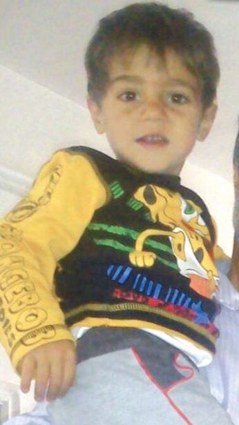 راز مرگ پسرک در حمله گرگ گرسنه