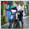 زن انگلیسی که دو ماه ایران را با موتور گشت - عکس