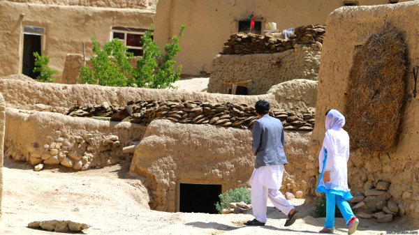 دیدار با دلدادگان بامیانی؛ شادند اما آزاد نیستند