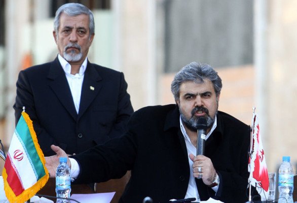 افشاگری یک روزنامه‌نگار از ارتباط مالک«پدیده» با بقایی ومشائی