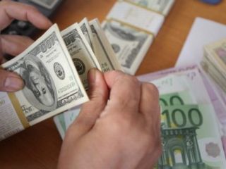 پلمب صرافی‌های «متخلف» در تهران 