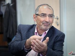 صادق زیباکلام :احمدی نژاد در مورد رحیمی دست به یک نامردی تمام عیار زد