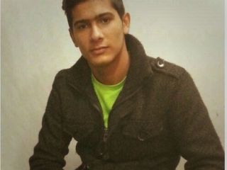 برگزاری تشییع جنازه جوان ۱۹ ساله ای که به دست مامور نیروی انتظامی بوشهر به 