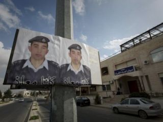 اردن: قبل از مبادله زندانی با داعش باید مطمئن شویم خلبان ما زنده است