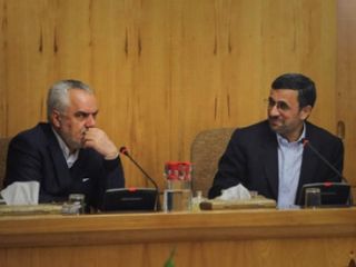 جعفرزاده: سرکشی‌های احمدی‌نژاد هر روز آشکارتر می‌شود