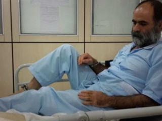 بستری شدن سعید رضوی فقیه با «دستبند و پابند» در بیمارستان