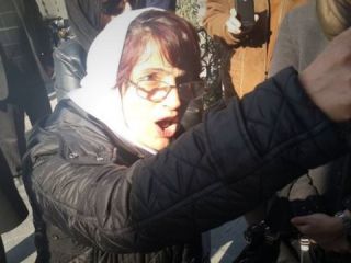 نوری‌زاد: مأموران موفق نشدند نسرین ستوده و همراهان را متفرق کنند