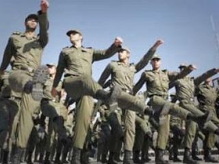 سرباز فراری ها «گذرنامه» نمی گیرند