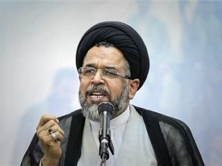 محمود علوی: به قرآن قسم فرزند من هیچ کاری به وزارت اطلاعات ندارد، وزارت بنده باعث دردسر او شده