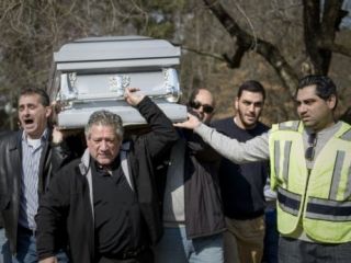 شرکت هزاران نفر در تشییع جنازه سه مسلمان کشته شده در آمریکا