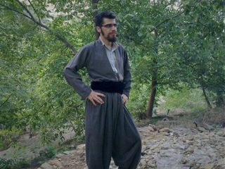 ده تصویر از زندگی صانع ژاله