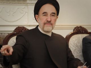 واکنش کاربران ایرانی به اعلام ممنوعیت انتشار عکس و مطلب از محمد خاتمی