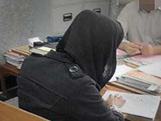 زن جوان ۳ ماه در کنار جسد دفن شده شوهرش زندگی کرد