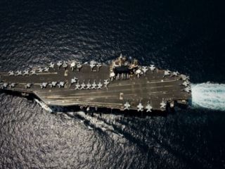 آغاز مانور بزرگ سپاه در خلیج فارس؛ ماکت ناو آمریکایی منهدم شد