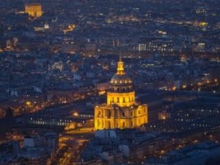 هواپیماهای بدون سرنشین برای دومین شب متوالی بر فراز پاریس به پرواز در آمدند