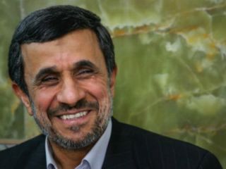 احمدی‌نژاد در اولین سفر خارجی خود پس از ریاست‌جمهوری به ترکیه سفر کرد