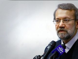 لاریجانی: آنقدر کلنگ زنی شده که تکمیل آن‌ها عمر نوح می‌خواهد