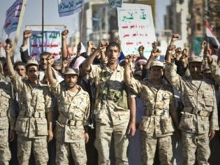 دیپلمات ربوده شده ایرانی در یمن آزاد شد و به تهران بازگشت