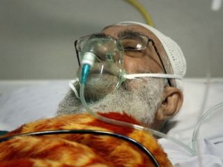 غیبت دوهفته‌ای خامنه‌ای از انظار عمومی و انتشار خبر وخامت حال او در رسانه‌های منطقه‌ای