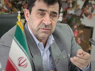 مدیرعامل اسبق بیمه ایران: رحیمی را حلال کردم، احمدی‌نژاد را نه