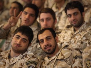 نیمی از جوانانی که به سربازی می‌روند، اضافه هستند