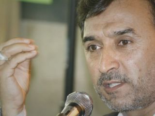 نماینده مجلس برخی مقامات دولتی‌ را تلویحا به فساد متهم کرد