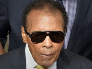 محمد علی کلی، قهرمان سابق مشت‌زنی جهان از ایران خواست جیسون رضاییان را آزاد کند