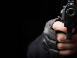 تیراندازی پیر خلافکاران در خیابان پیروزی