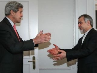 جان کری برای گفتن تسلیت به دیدار برادر رئیس جمهوری ایران رفت + عکس