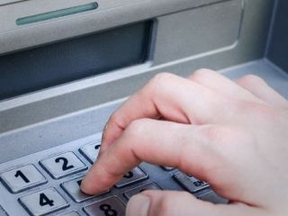 ماجرای برعکس زدن رمز کارت در خودپرداز