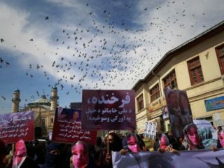فرخنده پس از 'مجادله درباره خرافات با یک روحانی متهم به قرآن سوزی شد'