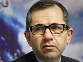 تخت روانچی:‌ یکی دو مورد اساسی از اختلافات باقی مانده است