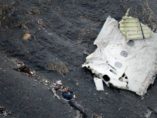 گزارش بیلد از آخرین دقایق پرواز جرمن وینگز:‌ 'در لعنتی را باز کن'