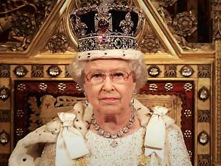 شوخی سیزده این بار دامان ملکه را گرفت